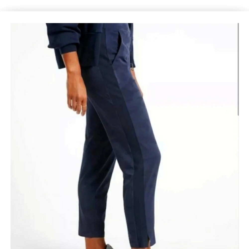 ATHLETA Brooklyn Ankle Navy Camouflage Pants zise 0/P